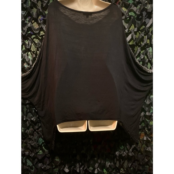 DREW Geo Batwing Top - Picture 3 of 4